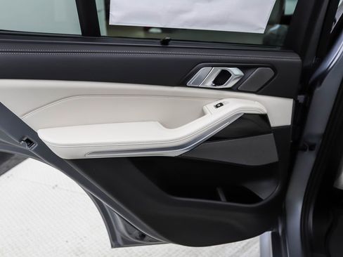 New 2026 BMW X5 xDrive50e AWD/4WD image 19