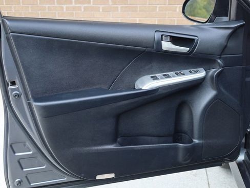 Used 2012 Toyota Camry SE image 13