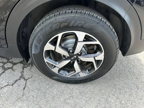 Used 2020 Kia Sportage LX AWD/4WD image 10