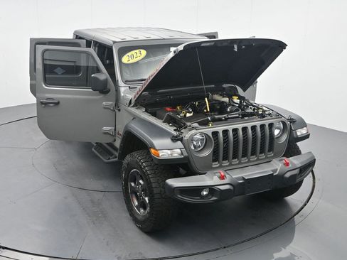 Used 2023 Jeep Gladiator Rubicon w/ Trailer Tow Package AWD/4WD image 35