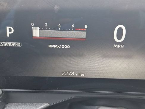 Certified 2025 Nissan Kicks SR FWD image 17