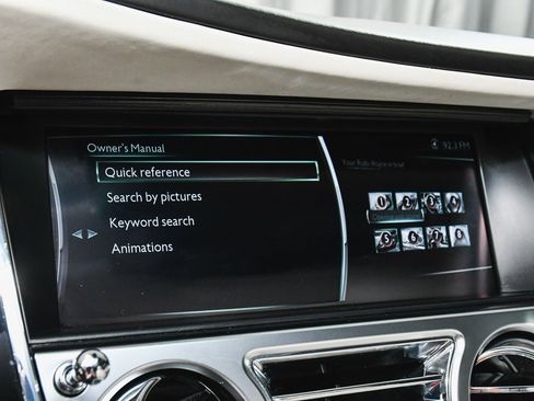 Used 2018 Rolls-Royce Ghost image 28