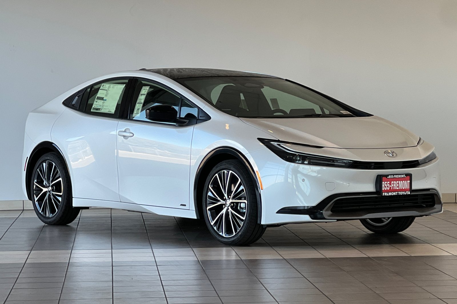 New 2027 Toyota Prius XLE AWD/4WD image 2