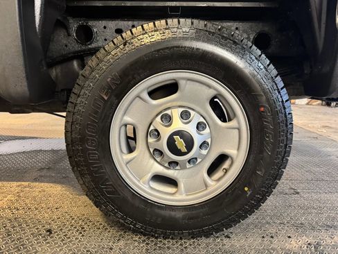 Used 2013 Chevrolet Silverado 2500 W/T w/ Snow Plow Prep Package image 26