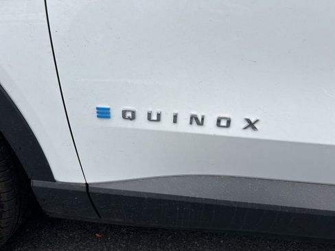 New 2026 Chevrolet Equinox EV LT image 9