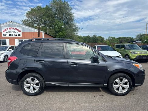 Used 2014 Subaru Forester 2.5i Premium w/ Popular Package #2 AWD/4WD image 4