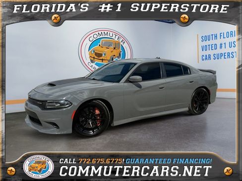 Used 2017 Dodge Charger R/T image 1