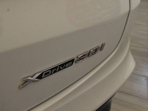 Used 2021 BMW X4 xDrive30i w/ M Sport Package image 35