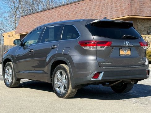 Used 2018 Toyota Highlander Limited w/ Protection Package #3 image 3