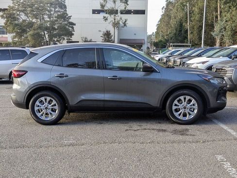 Used 2024 Ford Escape Active image 4