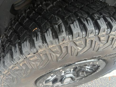 Used 2022 Ford Bronco Wildtrak image 17