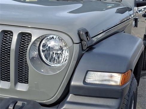 Used 2020 Jeep Wrangler Unlimited Sport S image 9