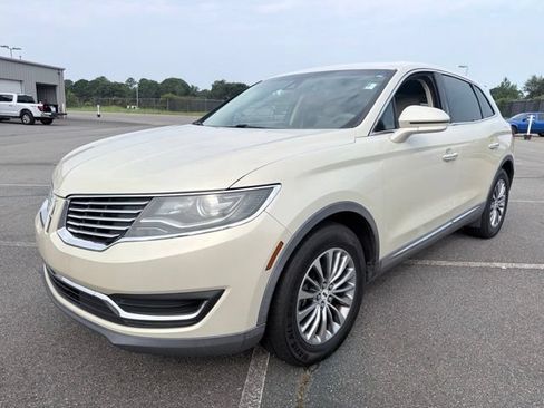 Used 2016 Lincoln MKX Select w/ Select Plus Package FWD image 7