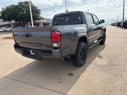 Used 2022 Toyota Tacoma SR w/ SR Convenience Package RWD image 7