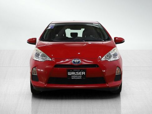 Used 2014 Toyota Prius C Three image 8