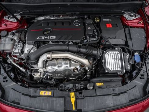 New 2026 Mercedes-Benz GLB 35 AMG 4MATIC image 21