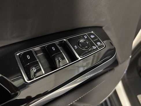 Used 2025 Cadillac Escalade Sport w/ Touring Package AWD/4WD image 10