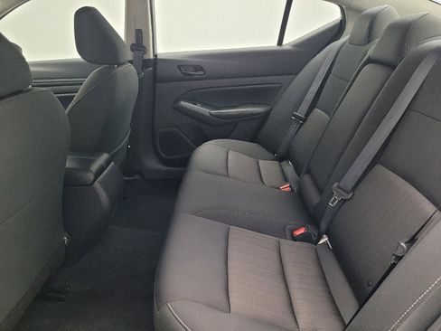 Used 2024 Nissan Altima 2.5 SV image 18