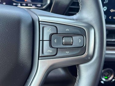 Used 2023 Chevrolet Silverado 1500 LT AWD/4WD image 11