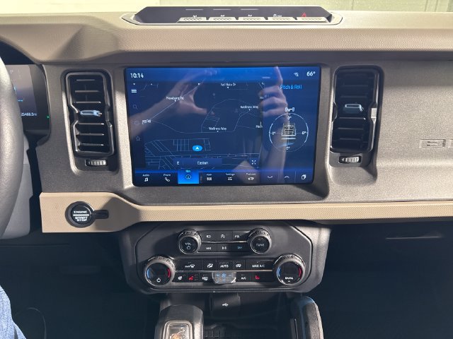 Used 2024 Ford Bronco Wildtrak AWD/4WD image 30