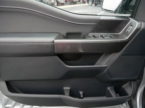 Certified 2022 Ford F150 XLT w/ Equipment Group 302A High image 10