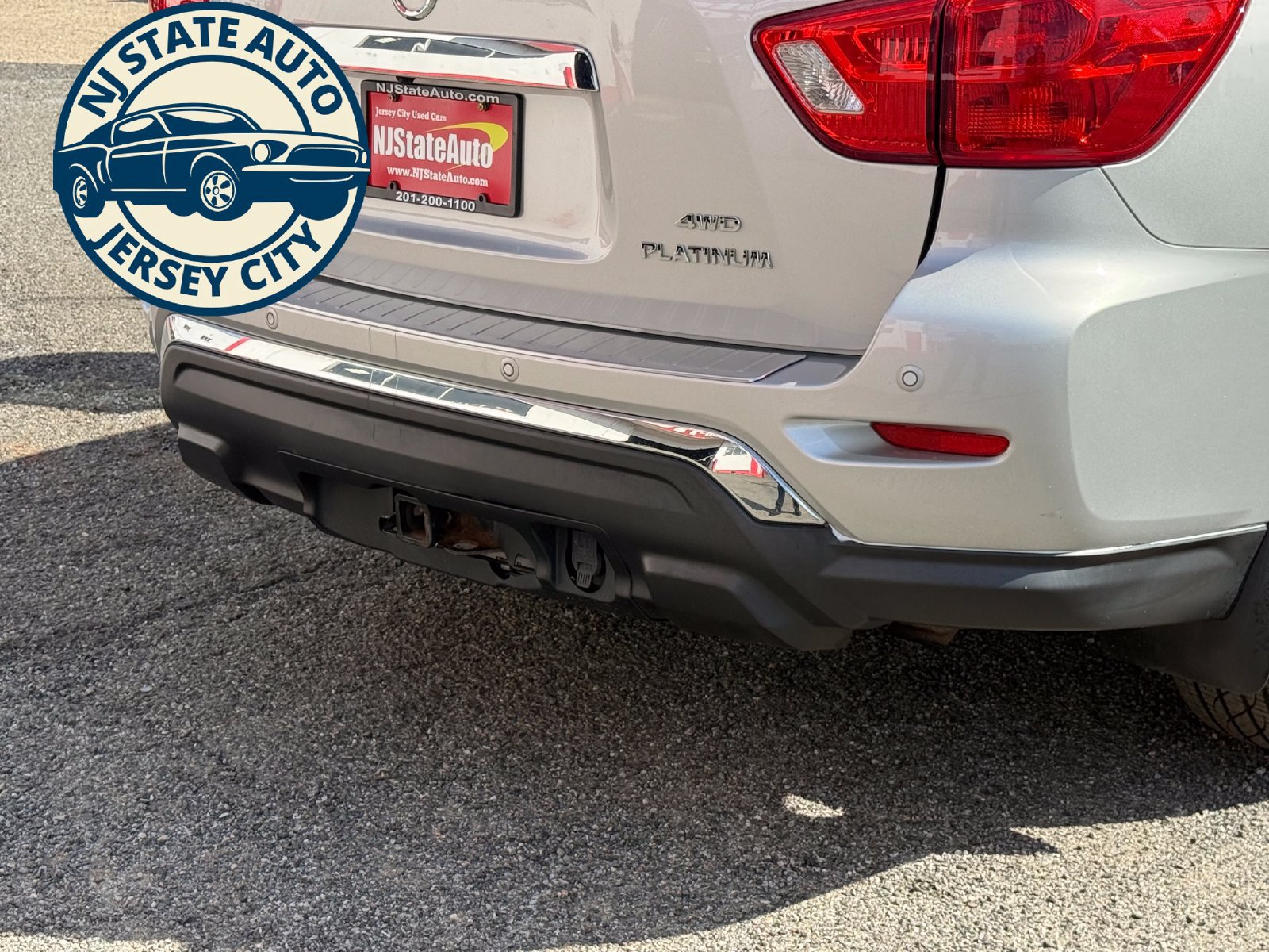 Used 2017 Nissan Pathfinder Platinum w/ Cargo Package AWD/4WD image 56