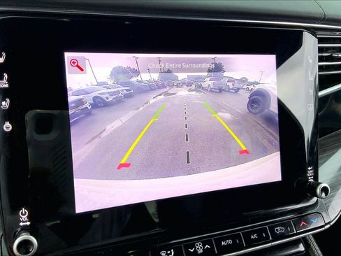 Used 2022 Jeep Wagoneer Series II w/ Rear Seat Video Group 1 RWD image 23