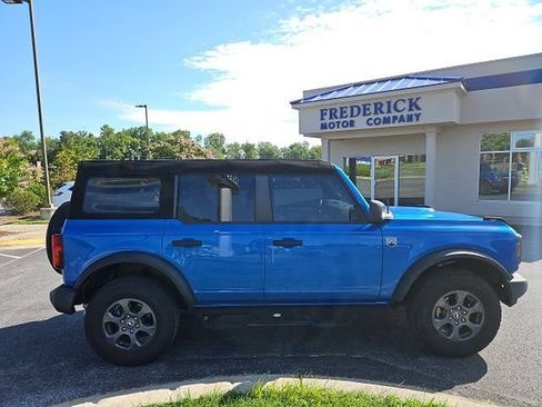 Used 2024 Ford Bronco Big Bend AWD/4WD image 3