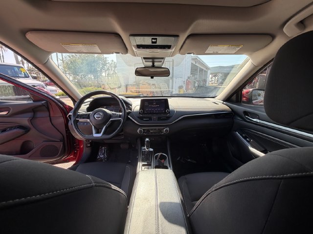 Used 2022 Nissan Altima 2.5 SV w/ SV Premium Package FWD image 35