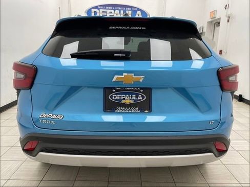 New 2026 Chevrolet Trax LT w/ Driver Confidence Package FWD image 18