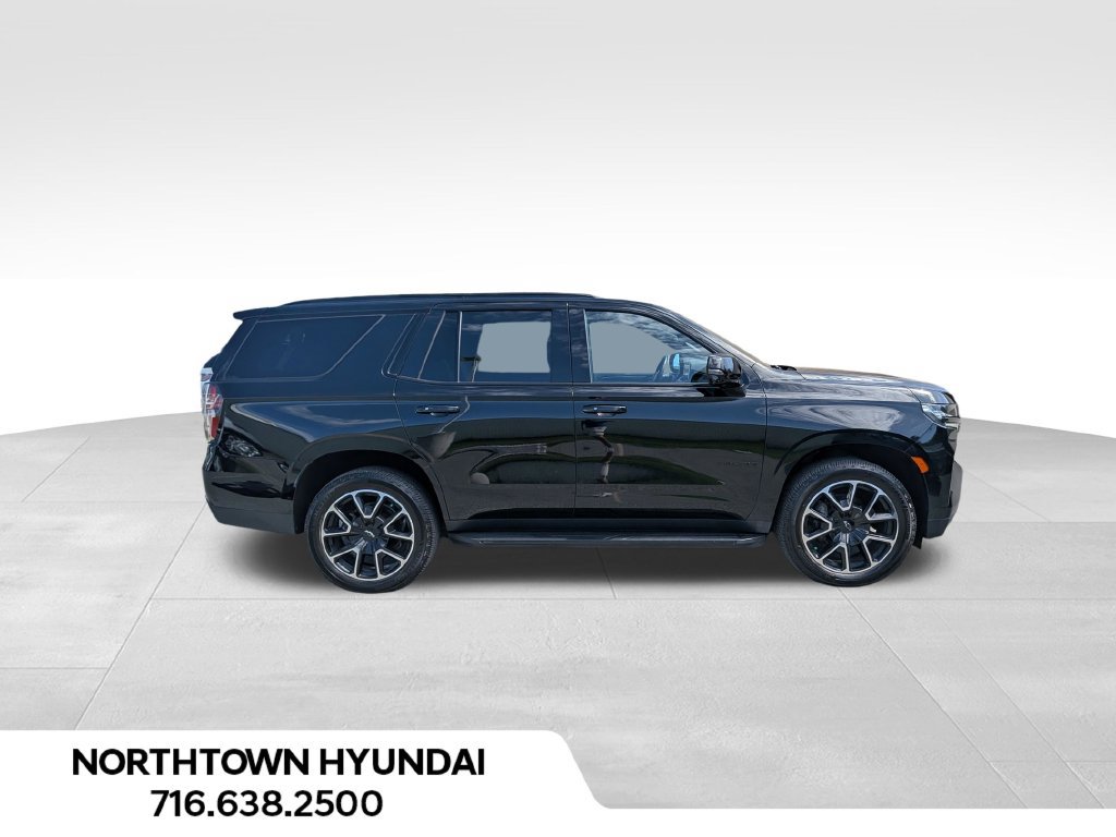 Used 2022 Chevrolet Tahoe RST w/ Luxury Package AWD/4WD image 12