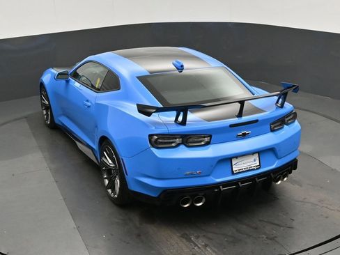 Used 2022 Chevrolet Camaro ZL1 image 57