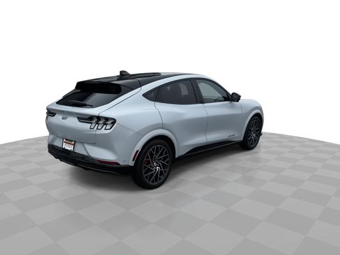 Used 2023 Ford Mustang Mach-E GT image 8