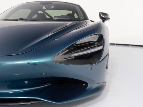 Used 2025 McLaren 750S RWD image 36