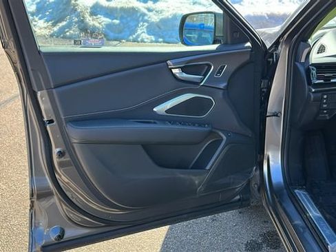 New 2026 Acura RDX SH-AWD image 8