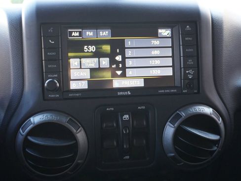 Used 2016 Jeep Wrangler Unlimited Sport AWD/4WD image 24