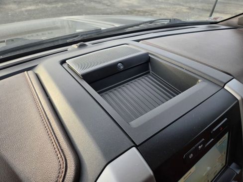 Used 2019 Ford F250 King Ranch w/ Snow Plow Prep Package image 8