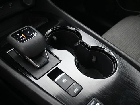 Used 2023 Nissan Rogue SV image 17