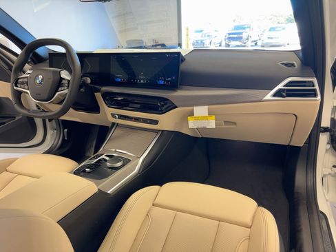 Used 2026 BMW 330i Sedan w/ Convenience Package image 29