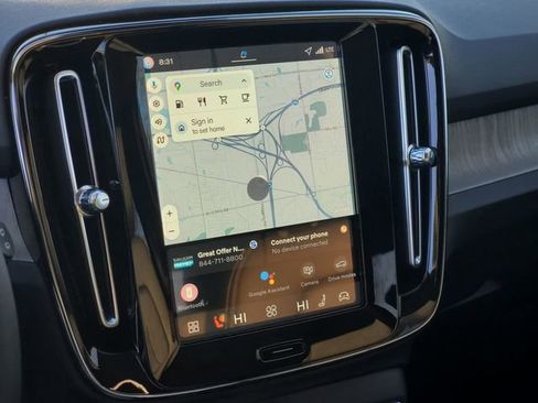 New 2026 Volvo XC40 B5 Plus w/ Protection Package Premier image 21