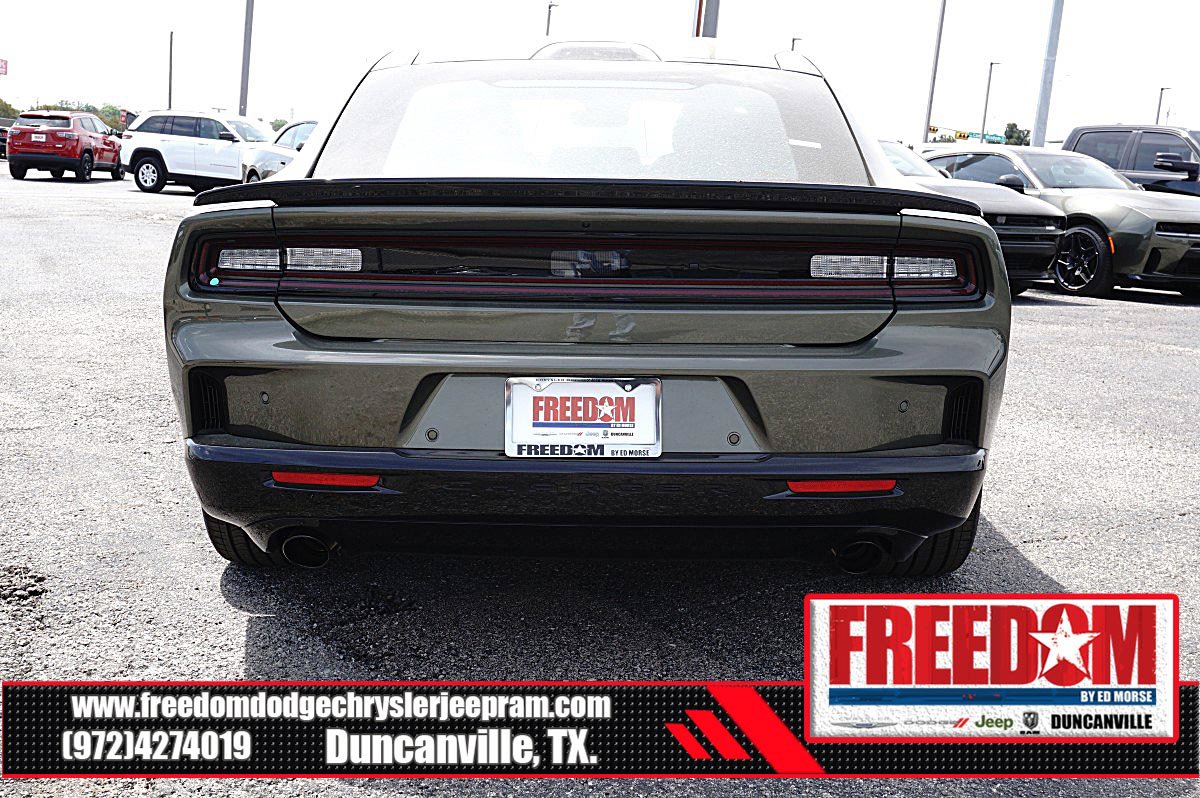 New 2026 Dodge Charger Scat Pack w/ Blacktop Package AWD/4WD image 4