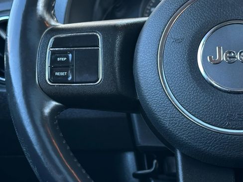 Used 2015 Jeep Patriot High Altitude image 24