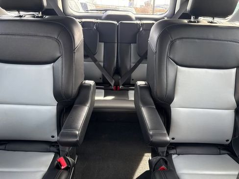 Certified 2022 Ford Explorer XLT w/ Equipment Group 202A image 19