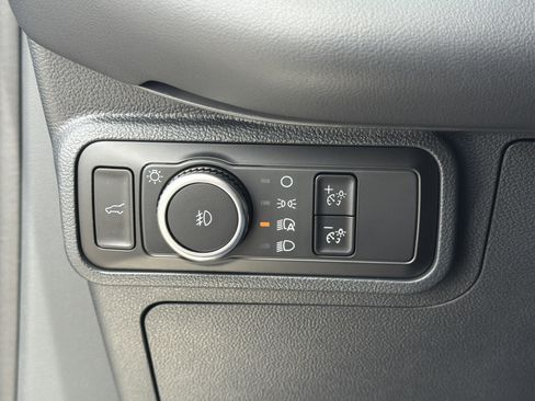 Used 2025 Ford Explorer ST-Line w/ Premium Package RWD image 38