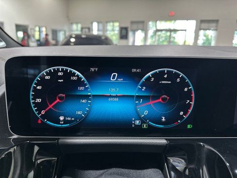 Used 2021 Mercedes-Benz GLA 250 4MATIC image 58