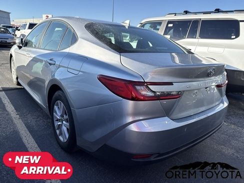 Used 2026 Toyota Camry LE FWD image 9