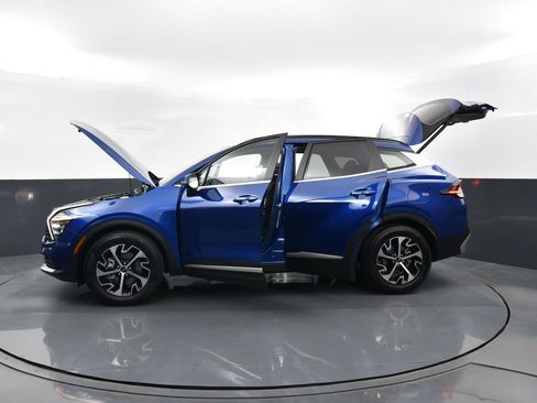 Used 2025 Kia Sportage EX w/ Premium Package image 37