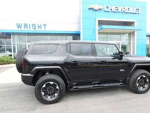 New 2024 GMC Hummer EV 2X w/ Extreme Off-Road Package AWD/4WD image 2