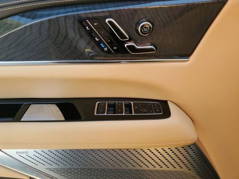 New 2026 Cadillac Escalade IQ Sport 2 w/ LPO, ONYX Package AWD/4WD image 32