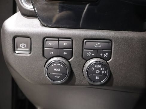 Used 2024 Chevrolet Silverado 1500 RST AWD/4WD image 33